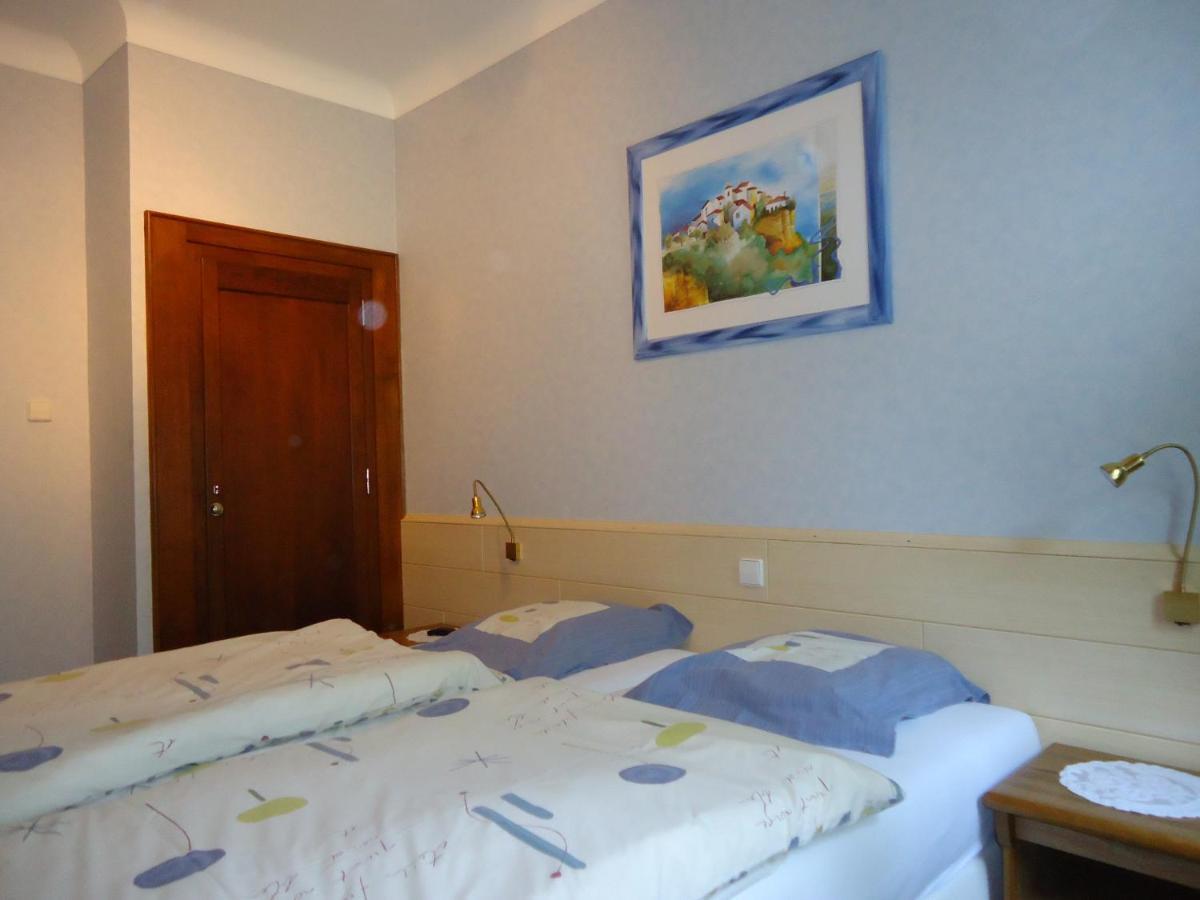 Hostellerie De La Vallee Heffingen Rum bild