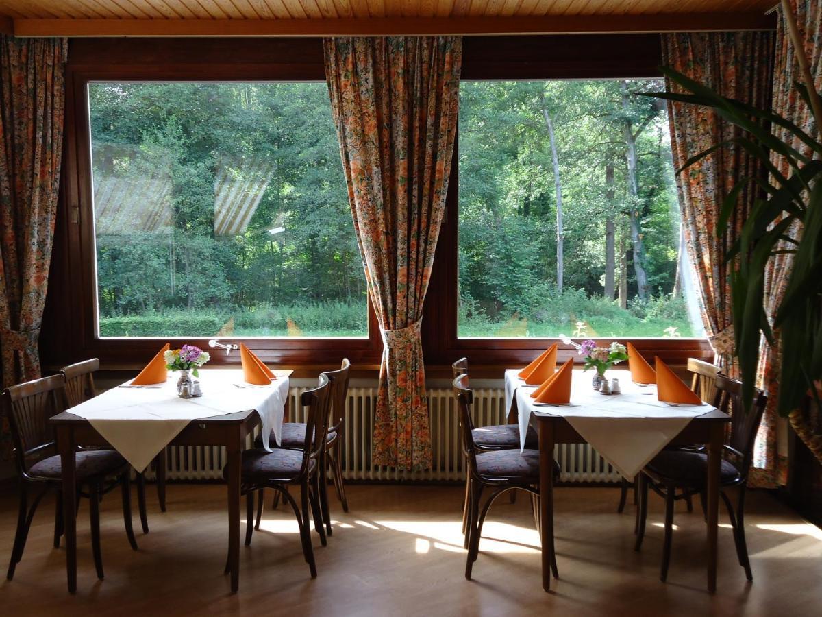 Hostellerie De La Vallee Heffingen Exteriör bild
